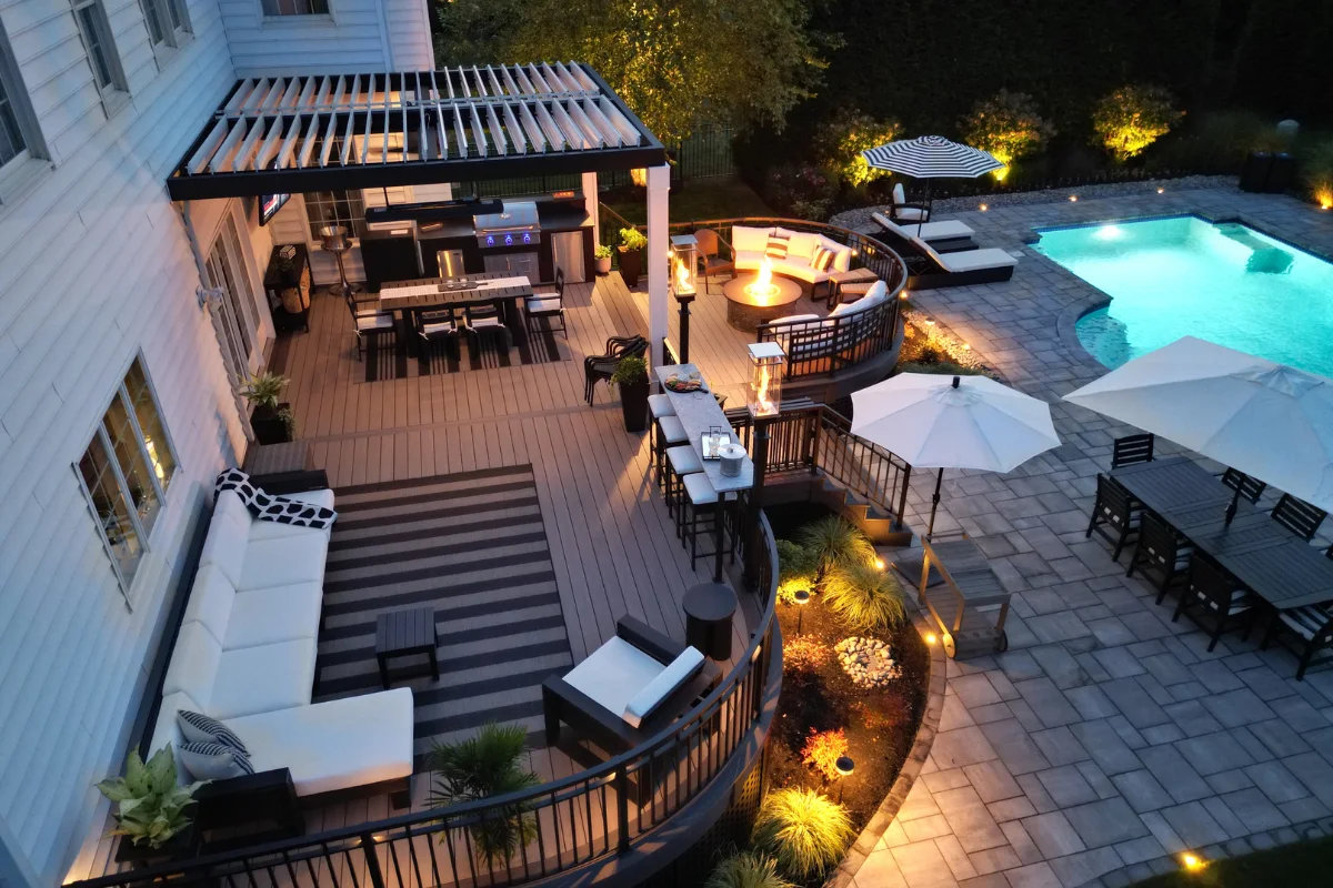 Michigan Deck Builders | Unique and Custom Deck Contractors